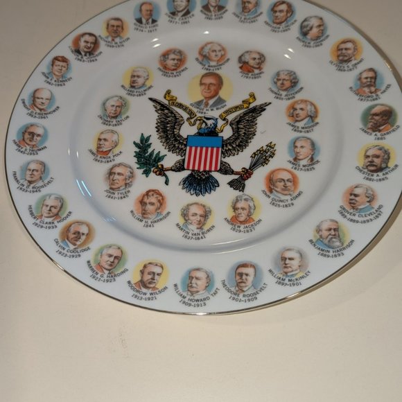 Mint condition Presidential Plate George H.W. Bush - Picture 2 of 3